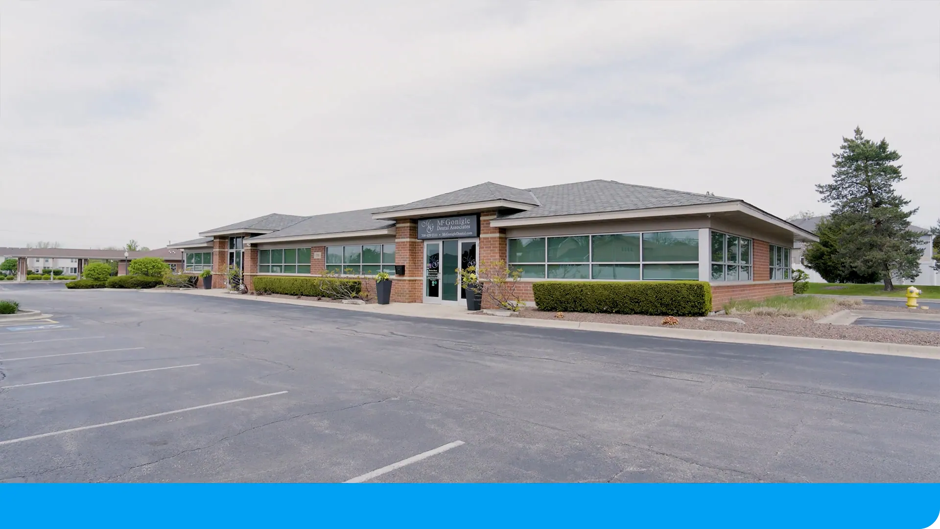 McGonigle Dental Associates office exterior in Tinley Park, IL, minutes from downtown Harmony Square